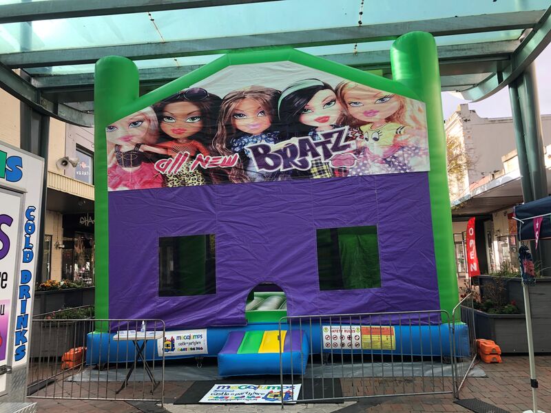 Combo 6 x 6 - Bratz Jumping Castle including Supervision