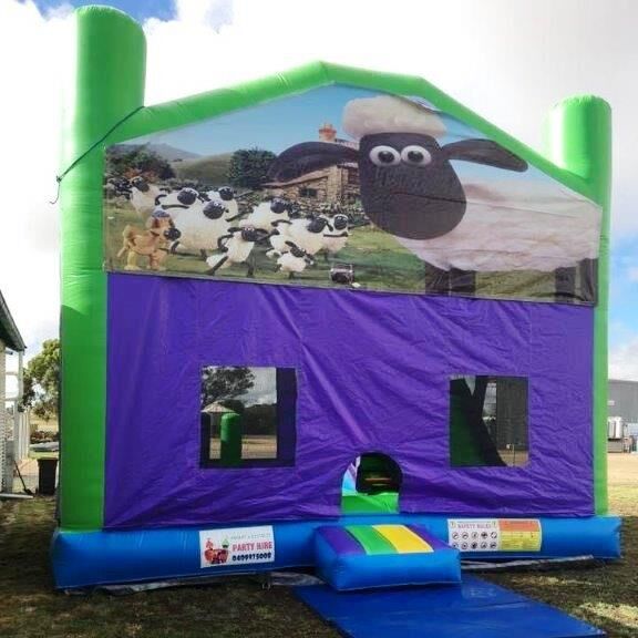 Combo 6 x 6 - Shaun the Sheep Jumping Castle including Supervision